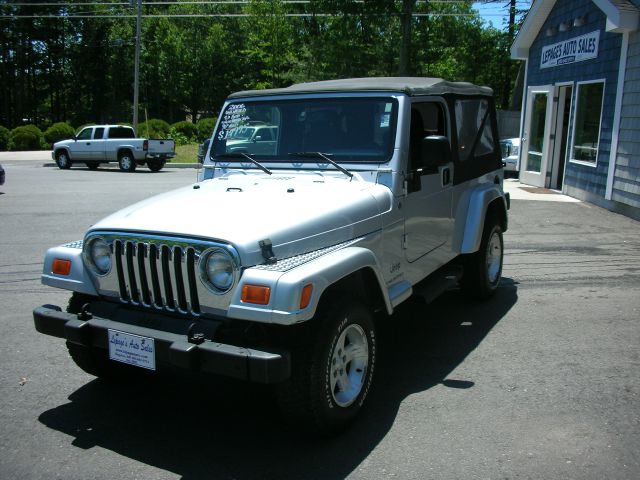 2006 Jeep Wrangler ALL Wheel Drive - NEW Tires