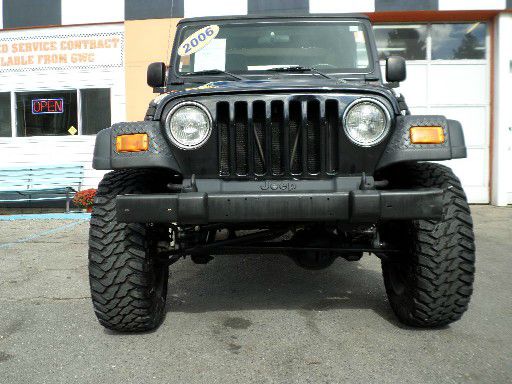 2006 Jeep Wrangler ALL Wheel Drive - NEW Tires