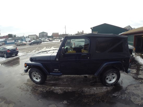 2006 Jeep Wrangler ALL Wheel Drive - NEW Tires