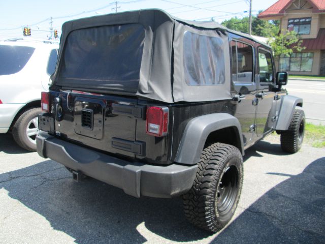 2007 Jeep Wrangler 1500 Extended Cargo Clean