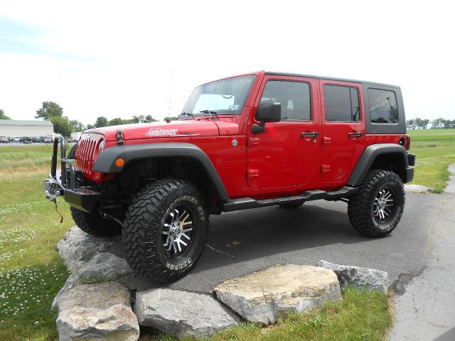 2007 Jeep Wrangler 1500 Extended Cargo Clean