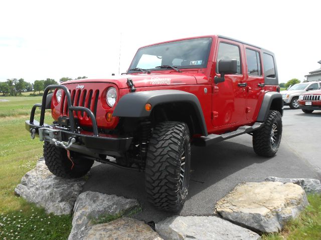 2007 Jeep Wrangler 1500 Extended Cargo Clean