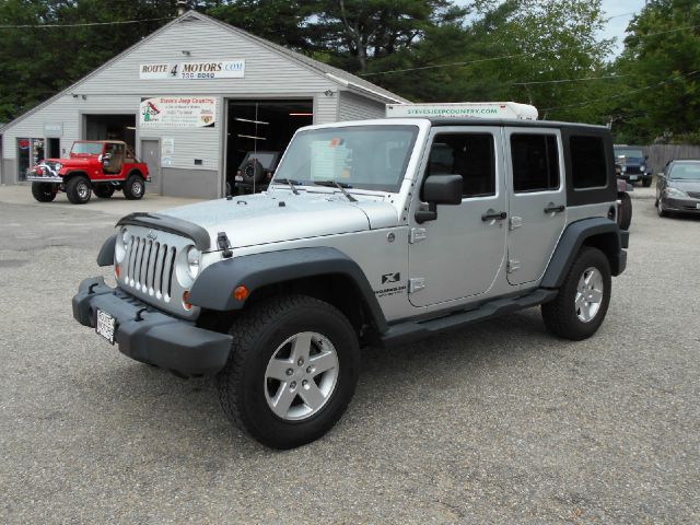 2007 Jeep Wrangler 1500 Extended Cargo Clean