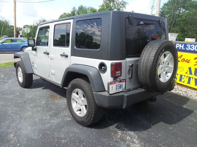 2007 Jeep Wrangler 1500 Extended Cargo Clean