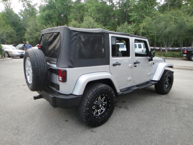 2007 Jeep Wrangler 1500 Extended Cargo Clean