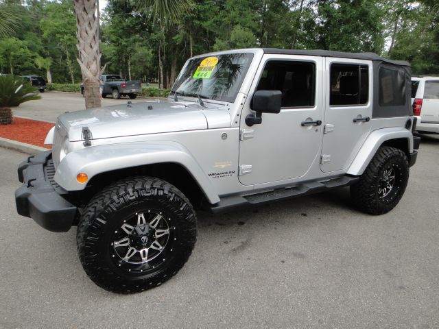 2007 Jeep Wrangler 1500 Extended Cargo Clean