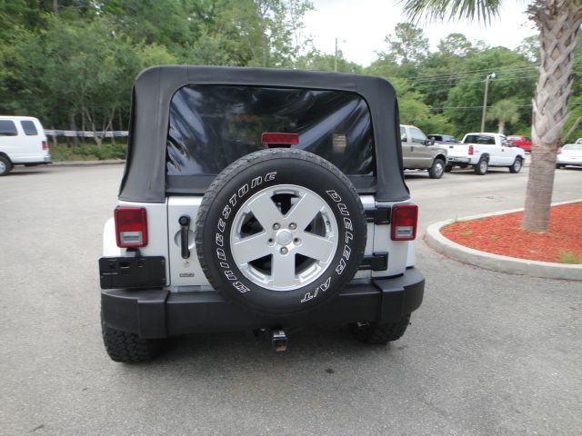 2007 Jeep Wrangler 1500 Extended Cargo Clean