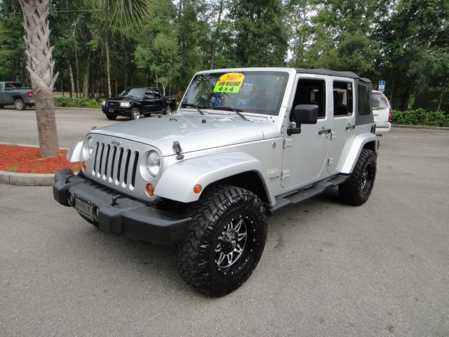 2007 Jeep Wrangler 1500 Extended Cargo Clean