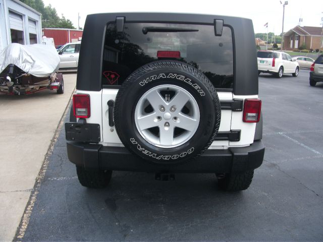 2007 Jeep Wrangler 1500 Extended Cargo Clean