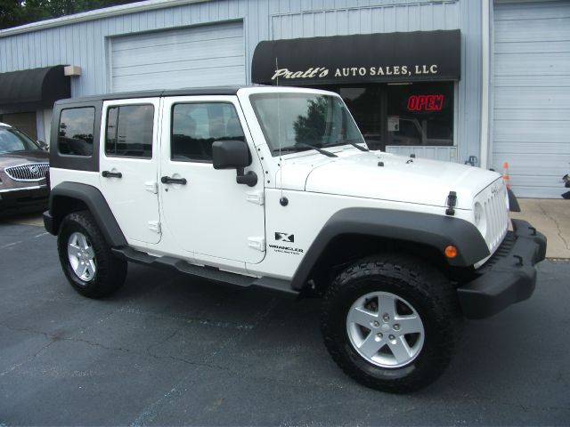 2007 Jeep Wrangler 1500 Extended Cargo Clean