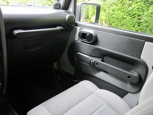 2007 Jeep Wrangler 1500 Extended Cargo Clean