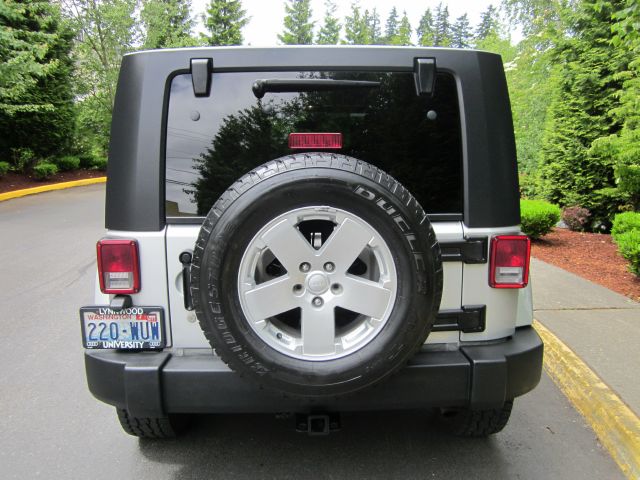 2007 Jeep Wrangler 1500 Extended Cargo Clean