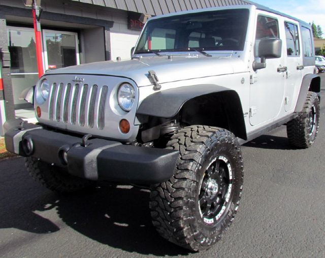 2007 Jeep Wrangler 1500 Extended Cargo Clean