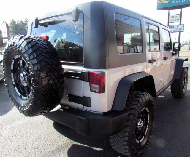 2007 Jeep Wrangler 1500 Extended Cargo Clean