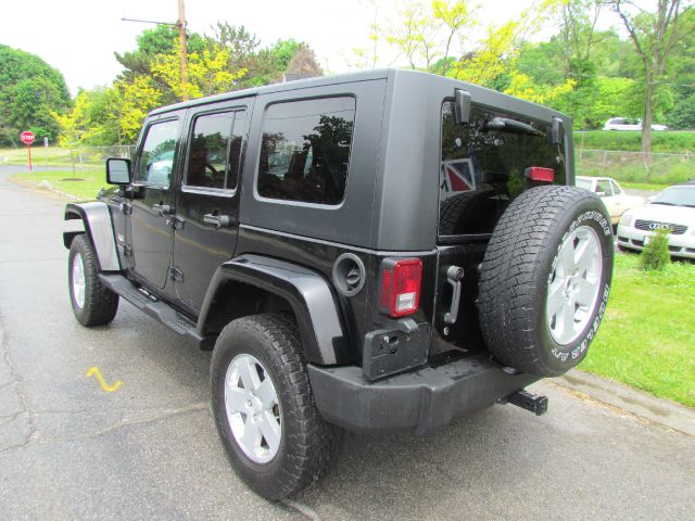 2007 Jeep Wrangler 1500 Extended Cargo Clean