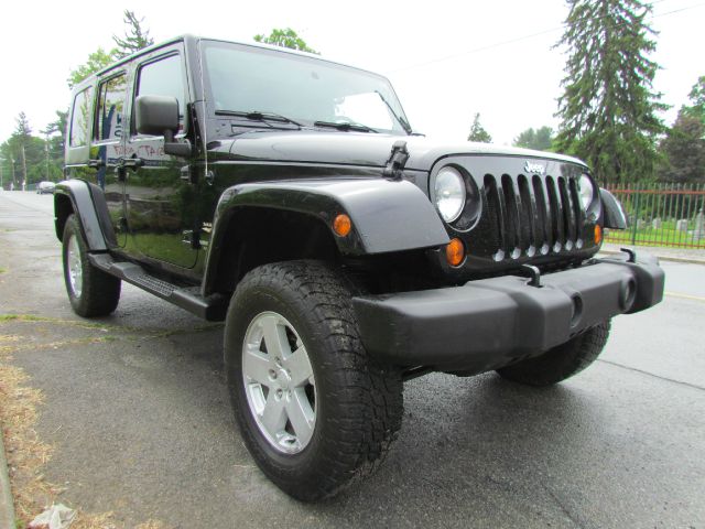 2007 Jeep Wrangler 1500 Extended Cargo Clean