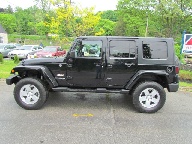 2007 Jeep Wrangler 1500 Extended Cargo Clean