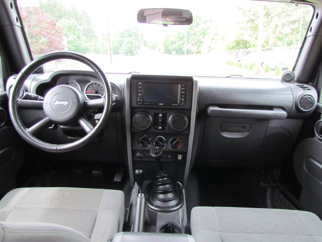 2007 Jeep Wrangler 1500 Extended Cargo Clean