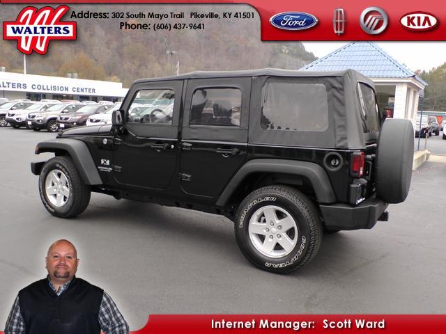 2008 Jeep Wrangler 3500 15 Passenger