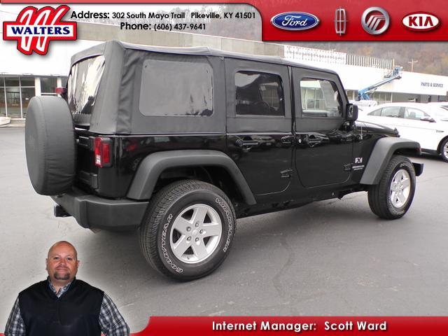 2008 Jeep Wrangler 3500 15 Passenger