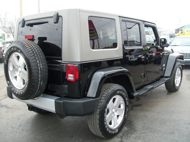 2008 Jeep Wrangler 1500 Extended Cargo Clean