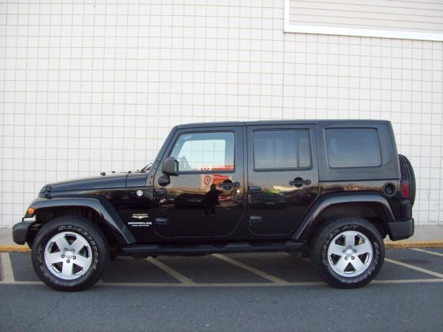 2008 Jeep Wrangler 1500 Extended Cargo Clean