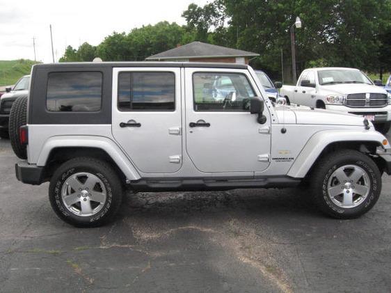 2009 Jeep Wrangler 1500 Extended Cargo Clean