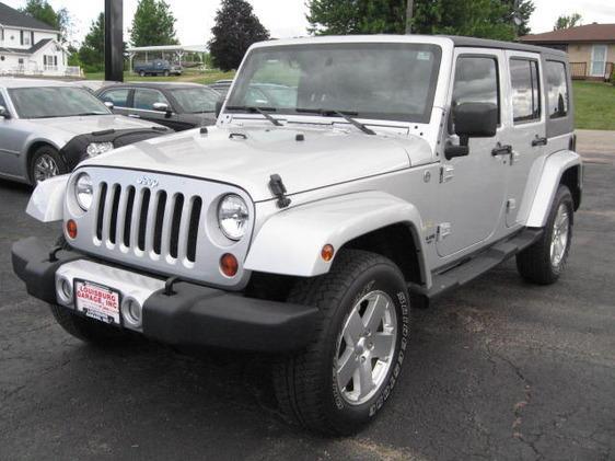 2009 Jeep Wrangler 1500 Extended Cargo Clean