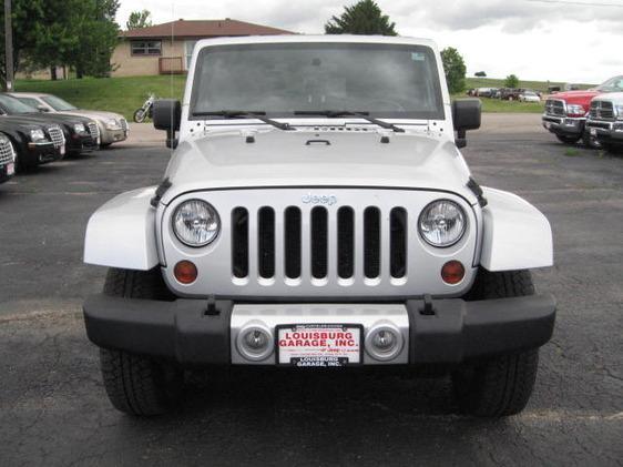 2009 Jeep Wrangler 1500 Extended Cargo Clean