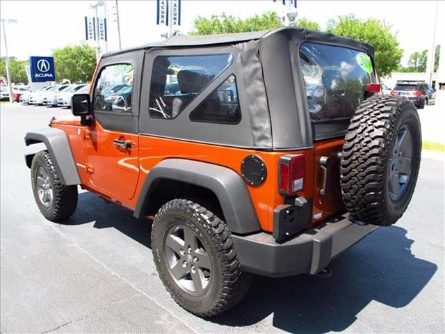 2010 Jeep Wrangler E350 Convertible