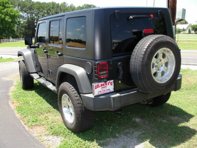 2010 Jeep Wrangler ALL Wheel Drive - NEW Tires