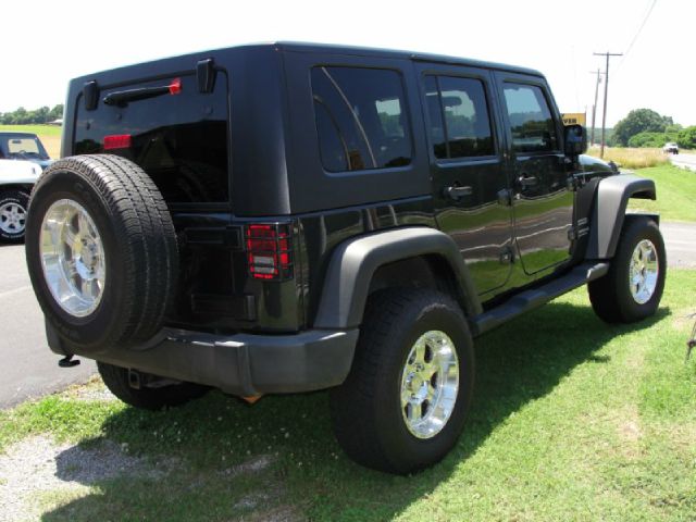 2010 Jeep Wrangler ALL Wheel Drive - NEW Tires