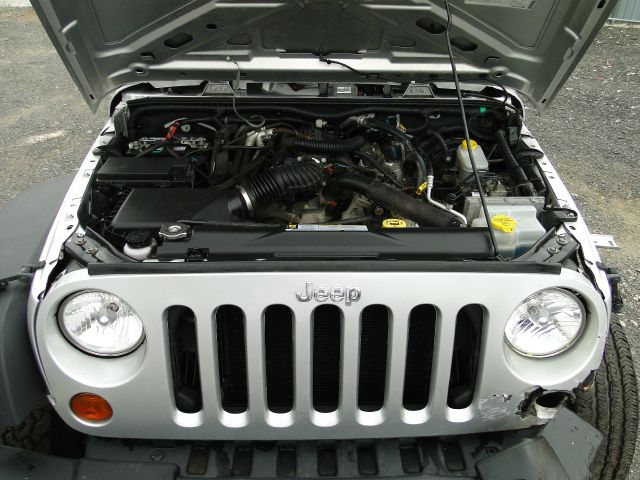 2010 Jeep Wrangler 740il Navigation