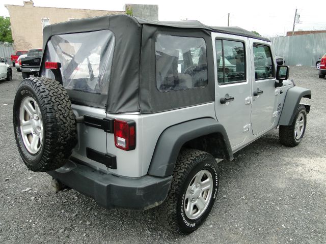 2010 Jeep Wrangler 740il Navigation