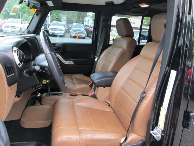 2011 Jeep Wrangler Coupe 2 DOOR