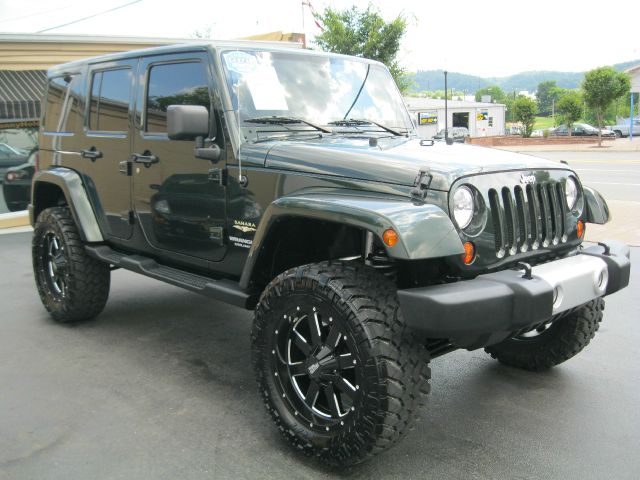 2011 Jeep Wrangler 1500 Extended Cargo Clean