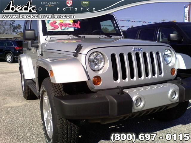 2011 Jeep Wrangler 3500 15 Passenger