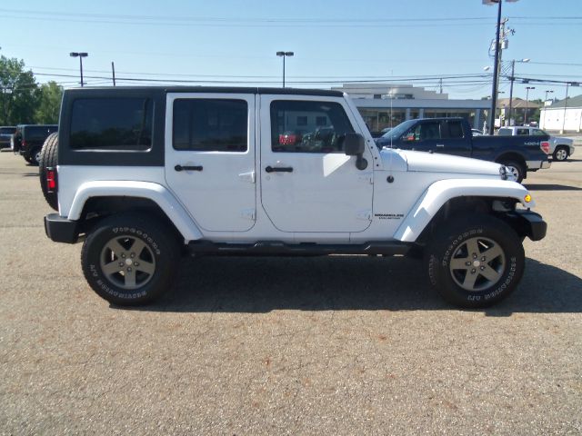 2012 Jeep Wrangler 740il Navigation