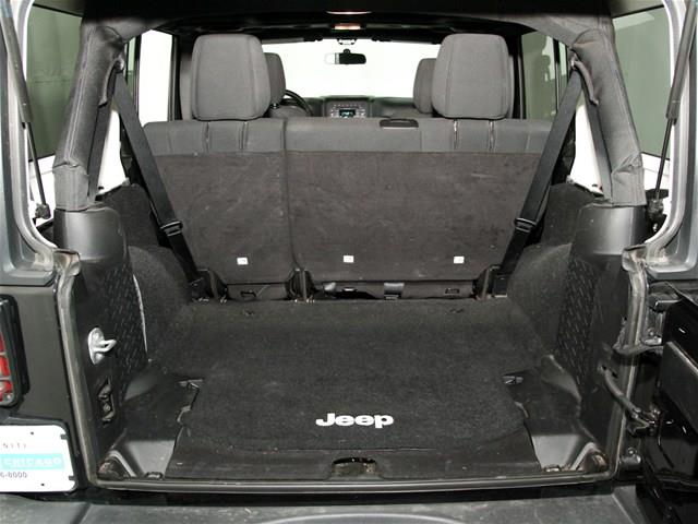 2012 Jeep Wrangler 4 DR. Cloth