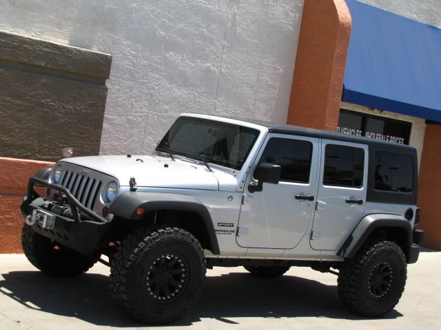 2012 Jeep Wrangler 740il Navigation