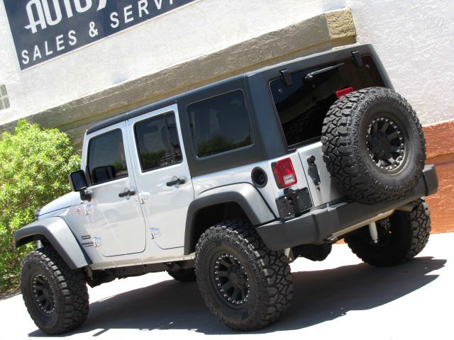 2012 Jeep Wrangler 740il Navigation