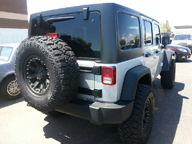 2012 Jeep Wrangler 740il Navigation