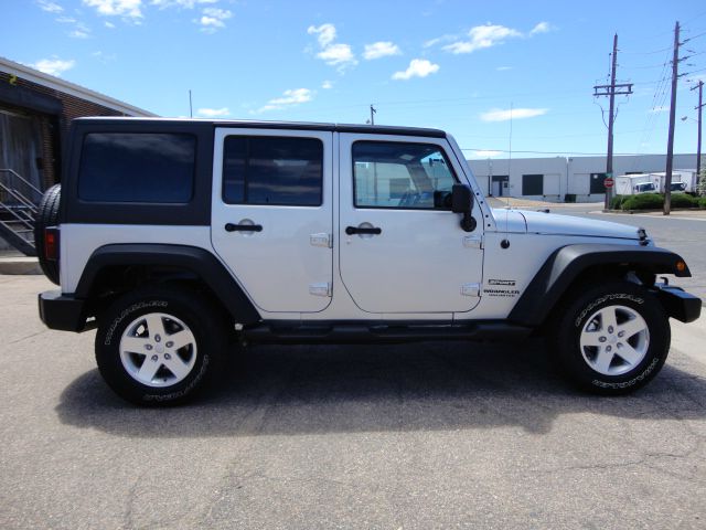 2012 Jeep Wrangler 740il Navigation