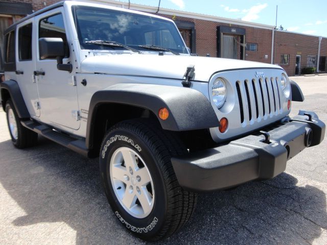 2012 Jeep Wrangler 740il Navigation