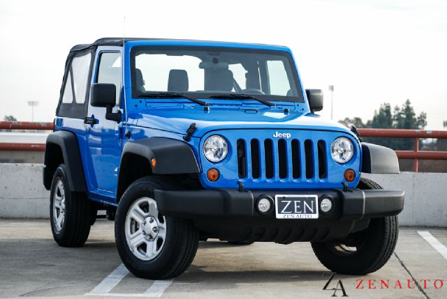 2012 Jeep Wrangler N / A Sedan