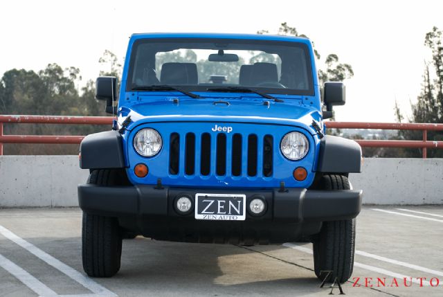 2012 Jeep Wrangler N / A Sedan