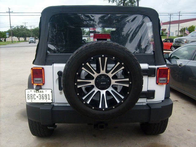 2012 Jeep Wrangler 740il Navigation