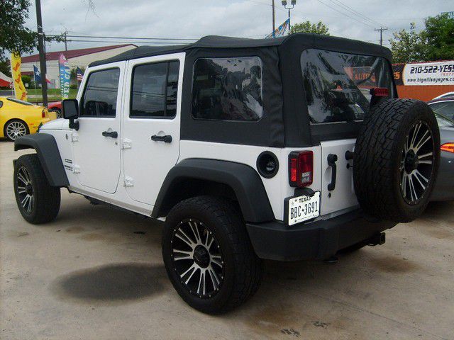 2012 Jeep Wrangler 740il Navigation