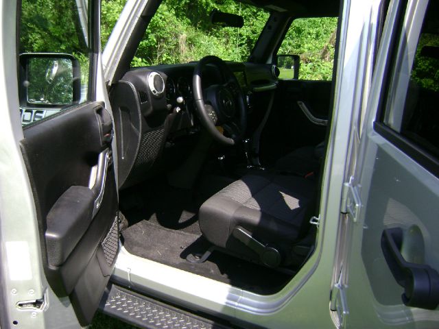 2012 Jeep Wrangler 1500 Extended Cargo Clean