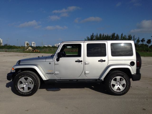 2012 Jeep Wrangler 1500 Extended Cargo Clean